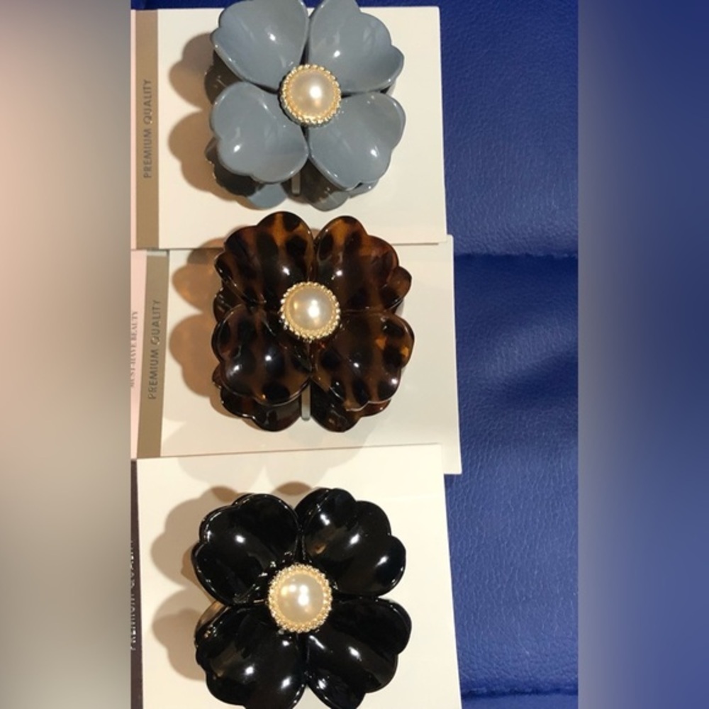 3 flower shape faux pearl rhinestone inset black, gray & tortoiseshell jaw clips